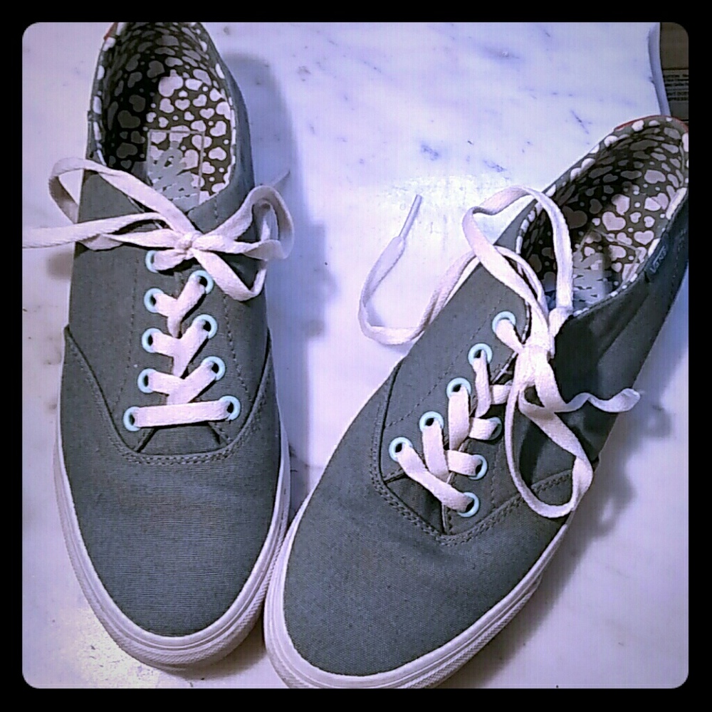 Womens VANS size 10